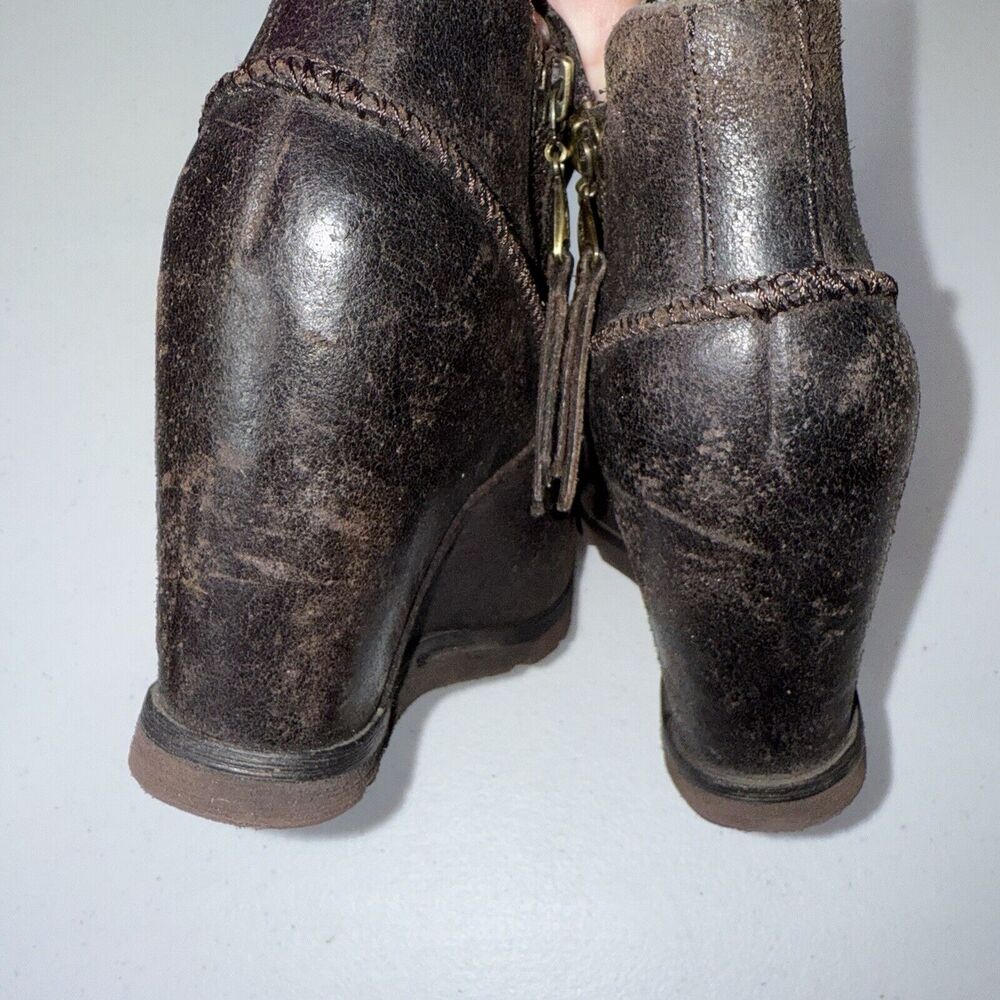 UGG MYRNA Brown Leather Wedge Ankle Boot Size 5.5 - Picture 6 of 9